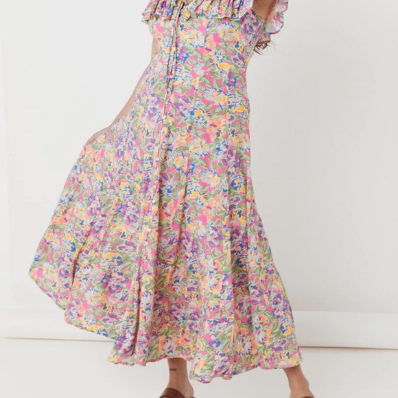 ❣️MOVING SALE ❣️Spell Dolly Off the Shoulder Gown - Picture 3 of 8